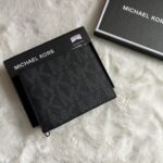 Michael Kors Jet Set Mens Billfold Wallet (Black)