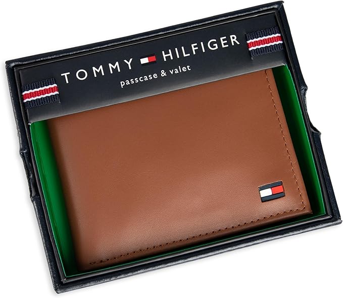 Tommy Hilfiger Men's Classic Logo Style Passcase Bifold Wallet | Tan